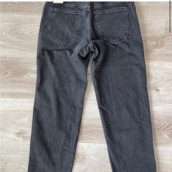 Madewell The Petite Perfect Vintage Straight Jean, Rosella Wash: Ripped Edition - Picture 3 of 4